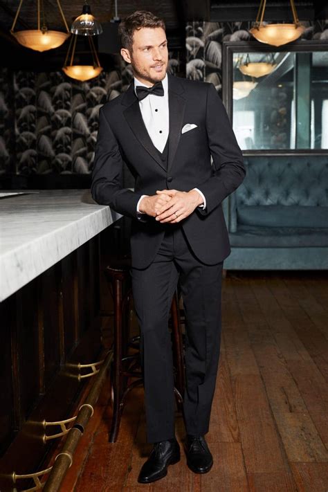 tuxedo rental las vegas|Tuxedo Rentals Company 